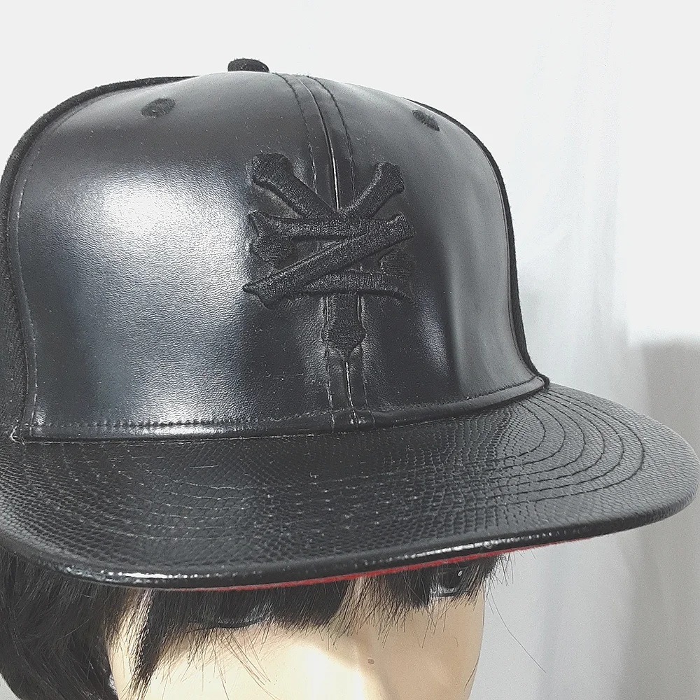 Hat - Picture 1 of 6